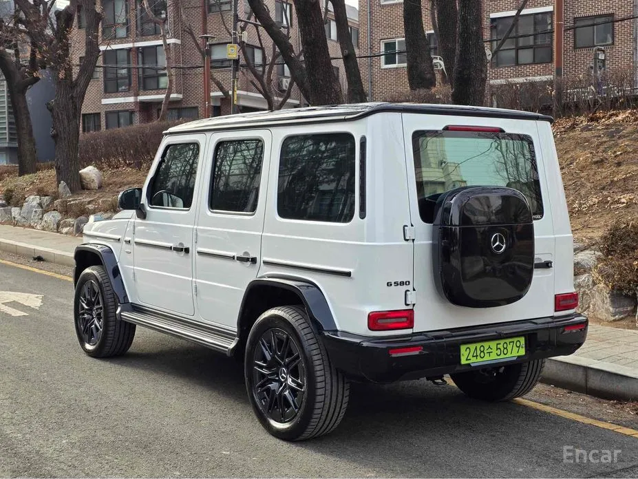 Фото 4 - Mercedes-Benz G-Class