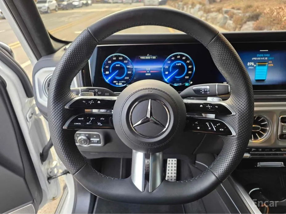 Фото 6 - Mercedes-Benz G-Class