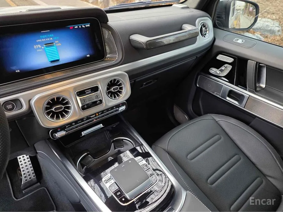 Фото 9 - Mercedes-Benz G-Class