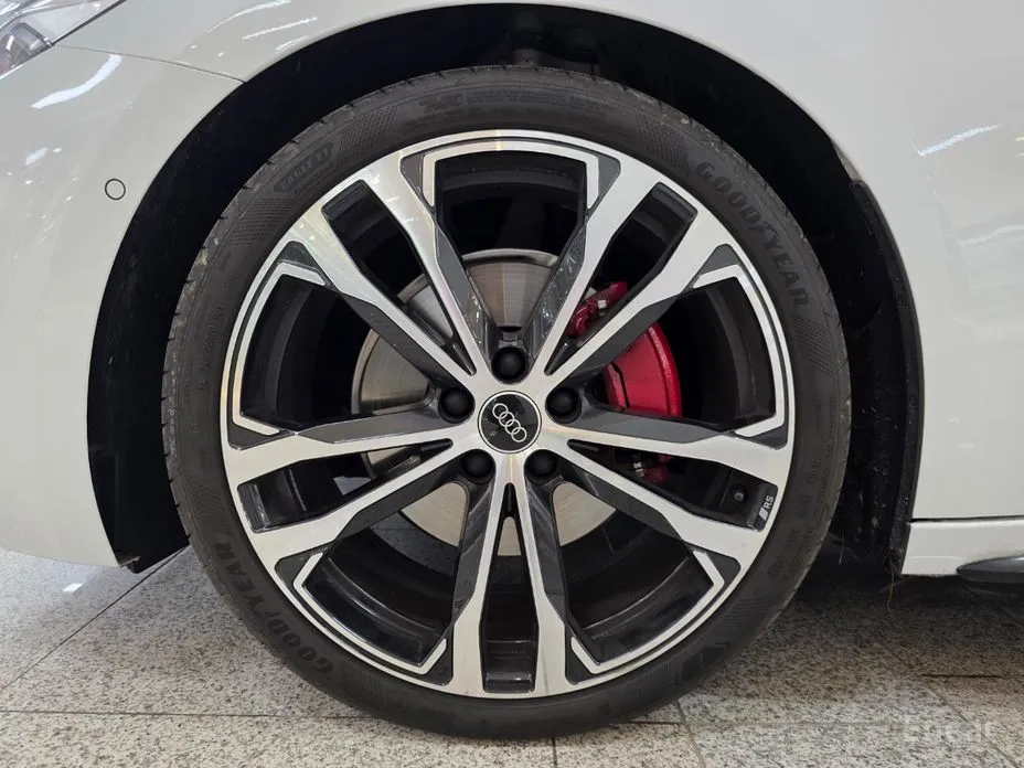 Фото 5 - Audi A5