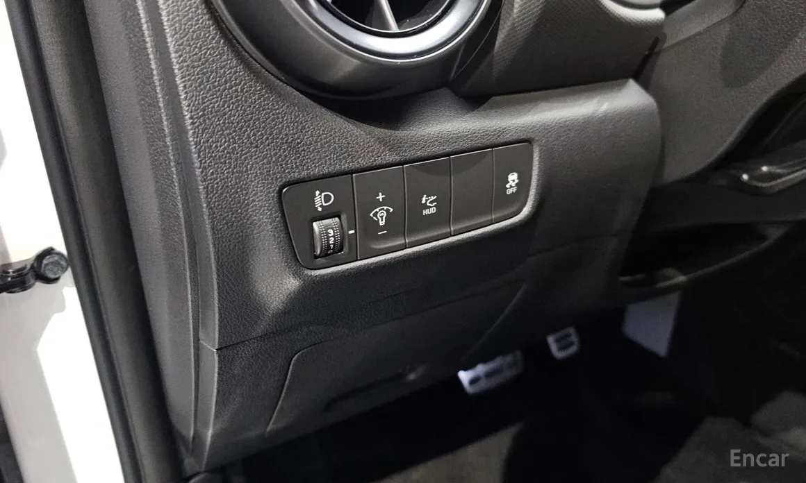 Фото 14 - Hyundai Kona