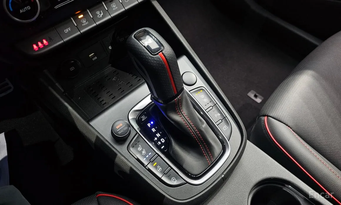 Фото 9 - Hyundai Kona