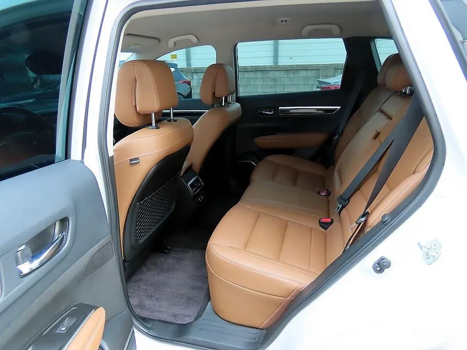 Фото 6 - Renault QM6