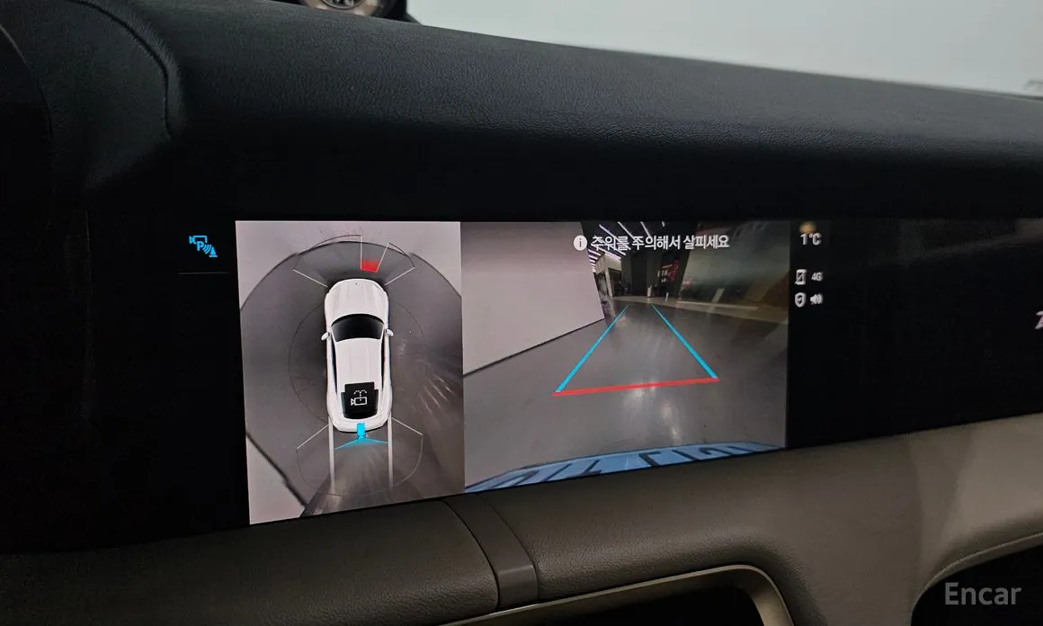 Фото 15 - Porsche Taycan