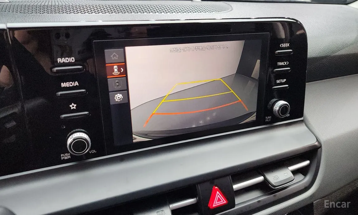 Фото 14 - Kia Seltos