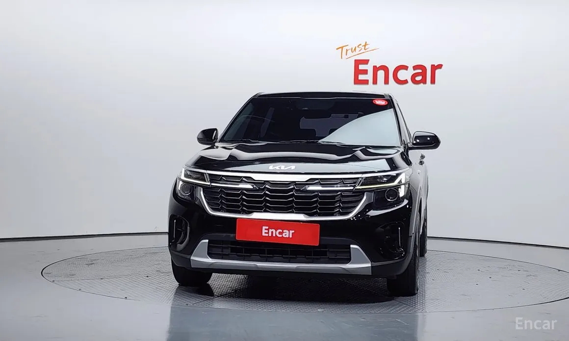 Фото 3 - Kia Seltos