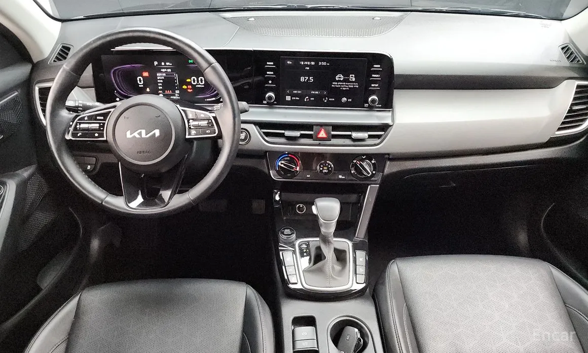 Фото 7 - Kia Seltos