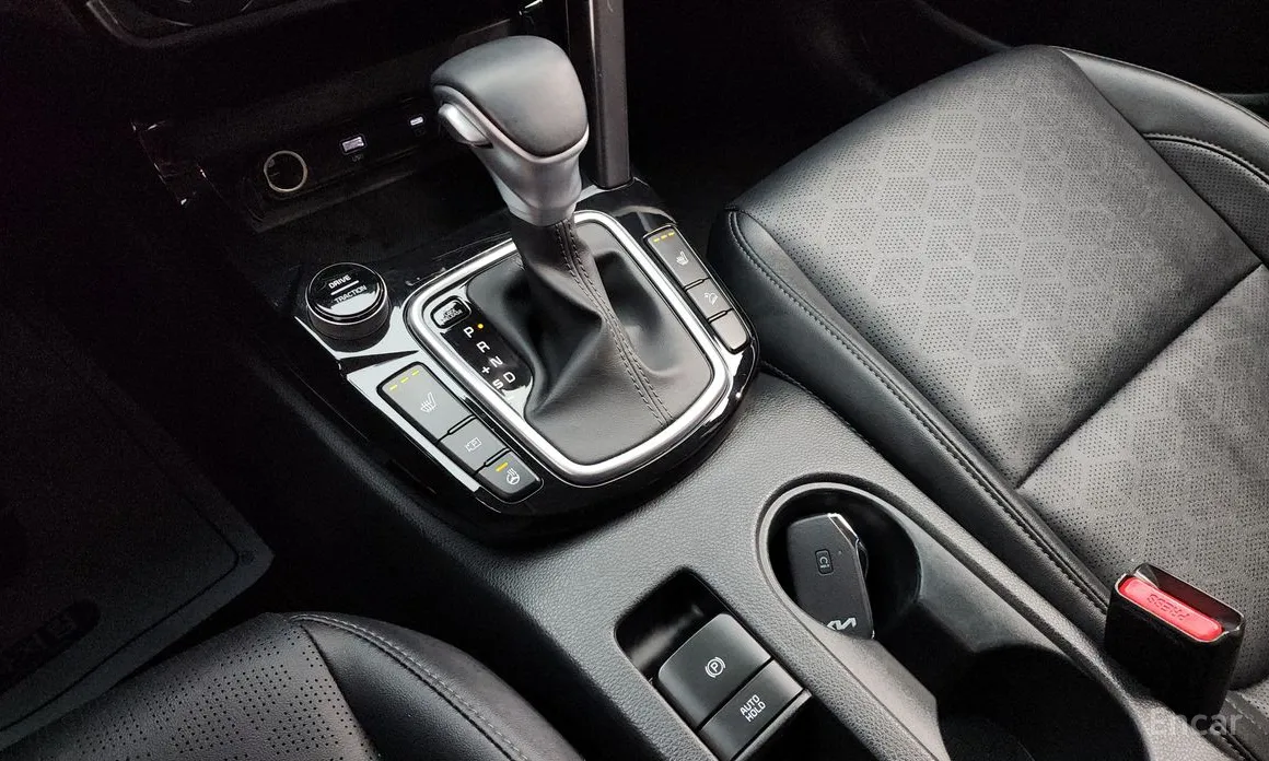 Фото 9 - Kia Seltos