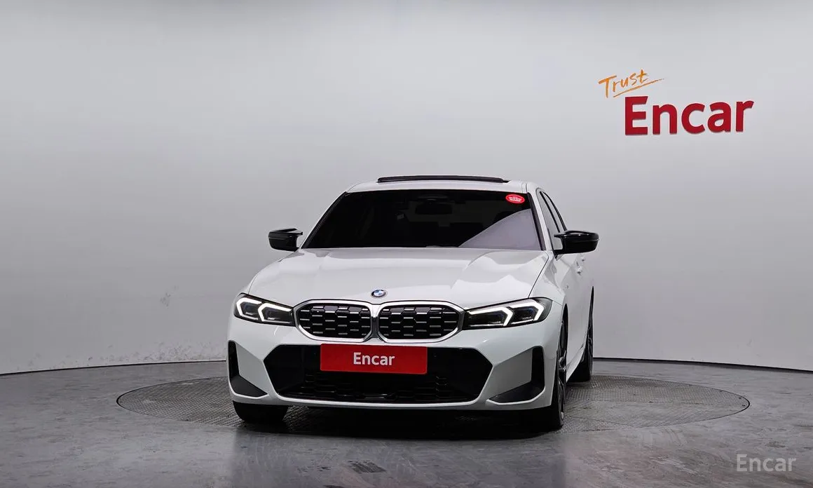 Photo 3 - BMW 3 Series