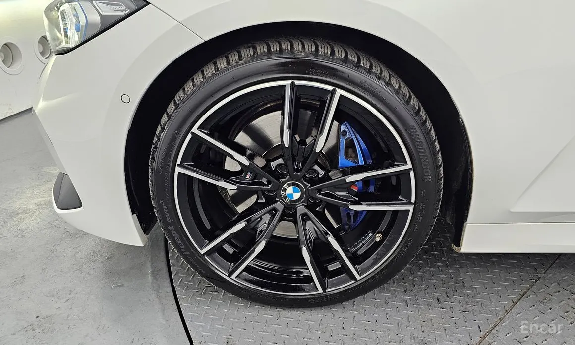 Photo 5 - BMW 3 Series