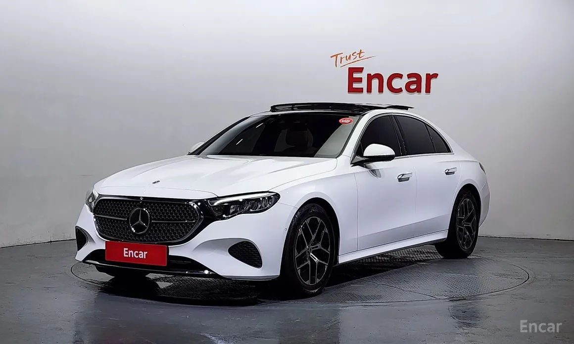 Фото 1 - Mercedes-Benz E-Class