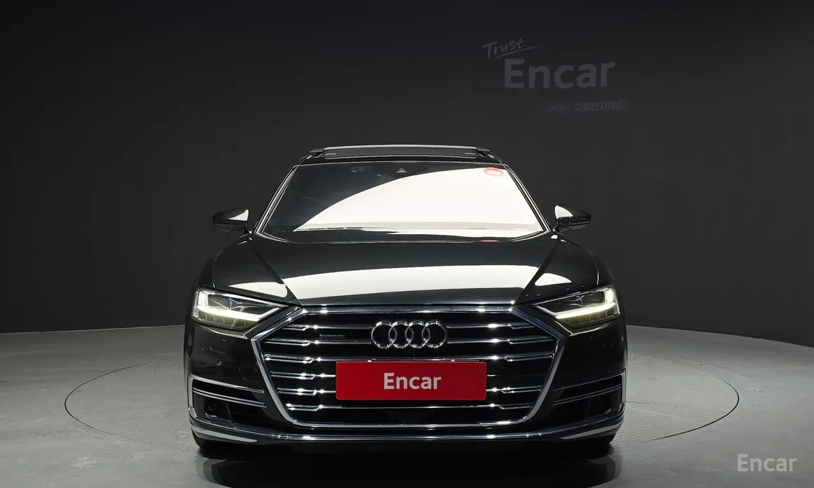 Фото 3 - Audi A8