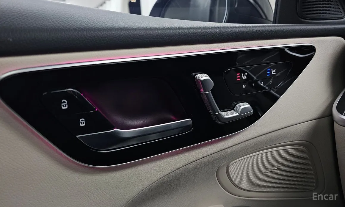 Фото 18 - Mercedes-Benz C-Class