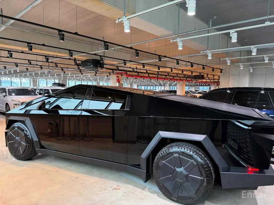 Фото 4 - Tesla Cybertruck