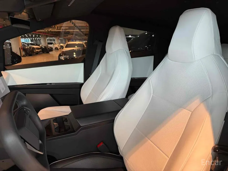 Фото 6 - Tesla Cybertruck