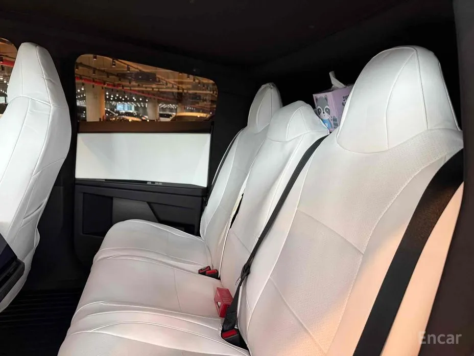 Фото 8 - Tesla Cybertruck