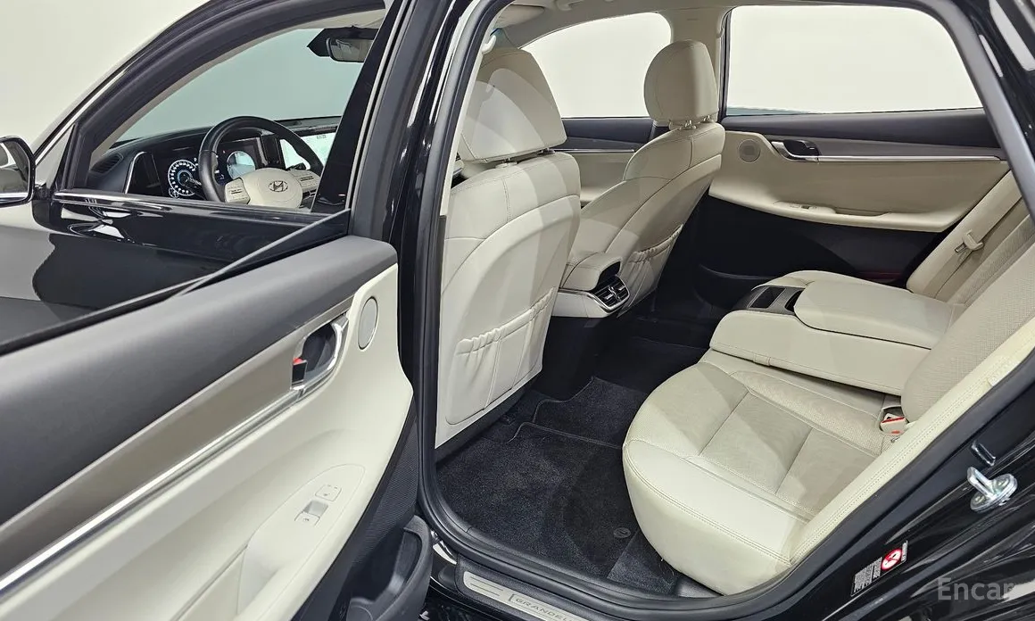Zdjęcie 11 - Hyundai Grandeur