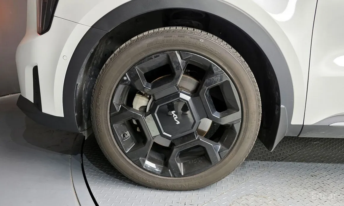 Фото 5 - Kia Sorento