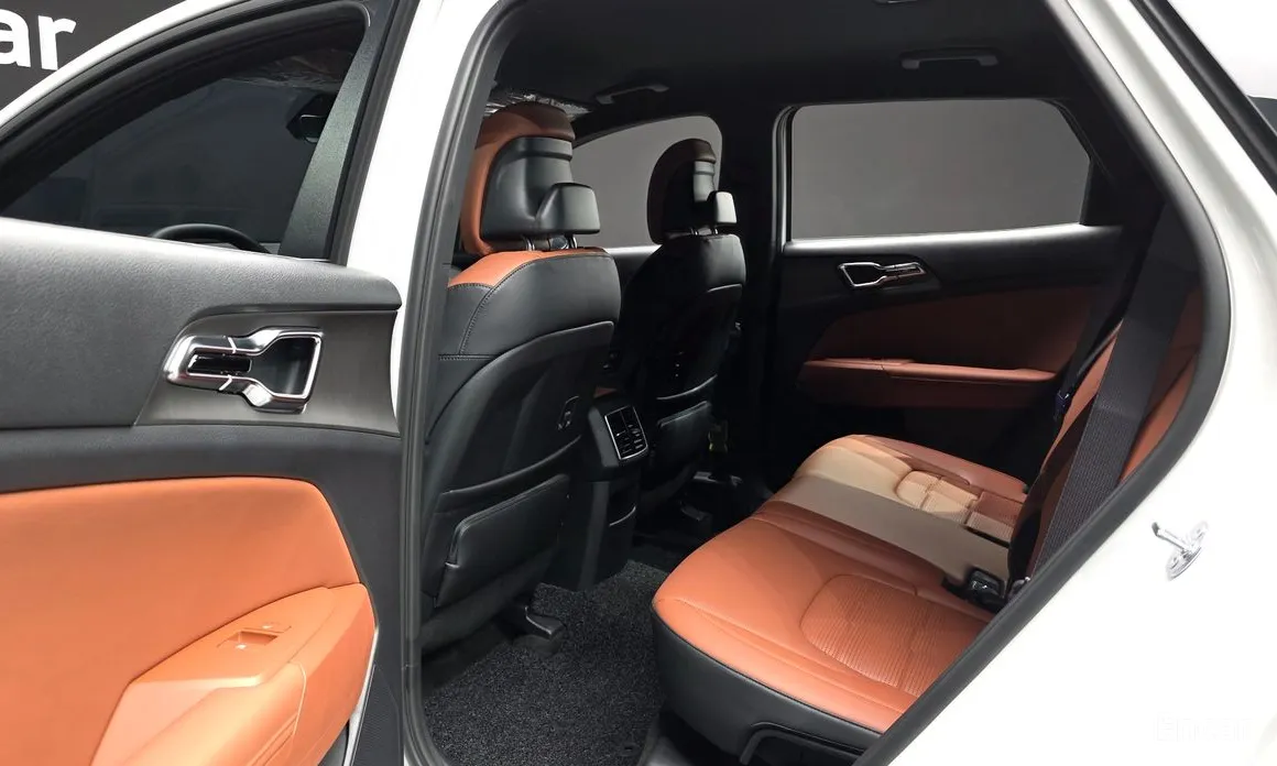 Фото 12 - Kia Sportage