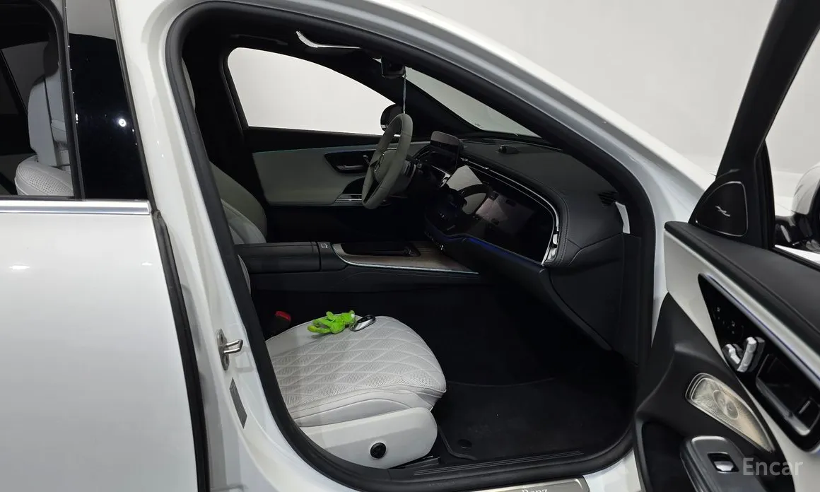 Фото 11 - Mercedes-Benz E-Class