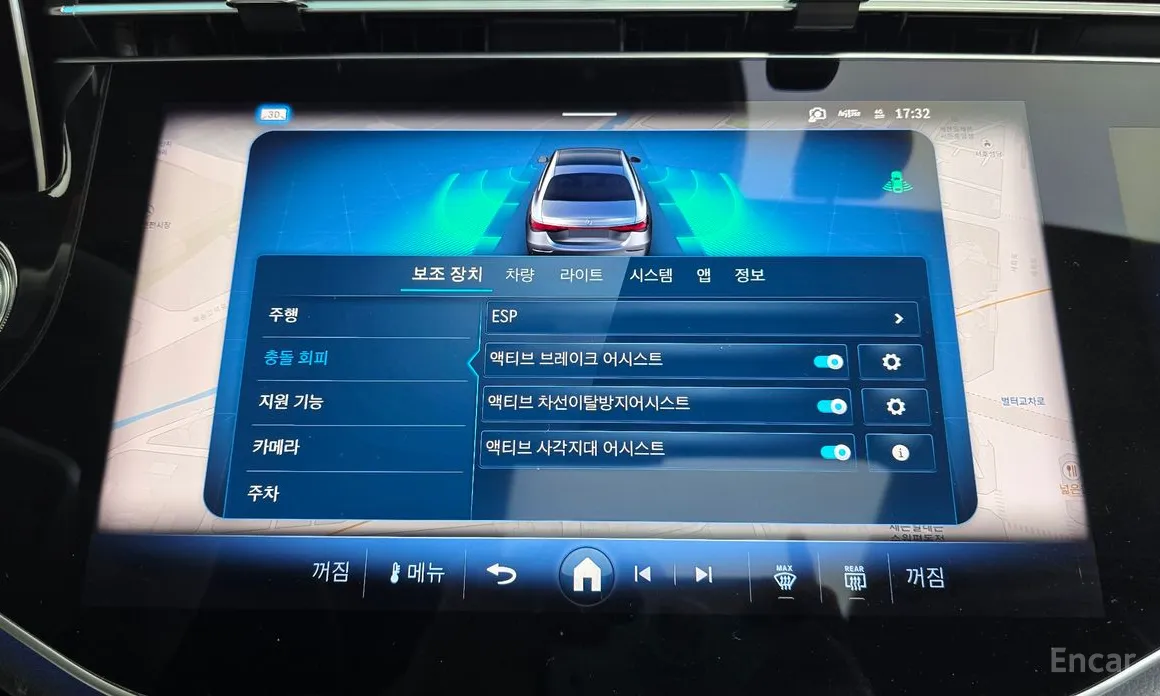 Фото 16 - Mercedes-Benz E-Class