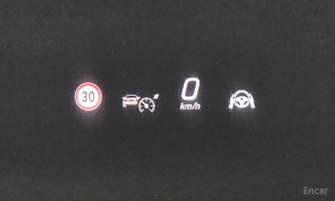 Фото 17 - Mercedes-Benz E-Class