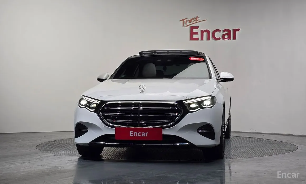 Фото 3 - Mercedes-Benz E-Class