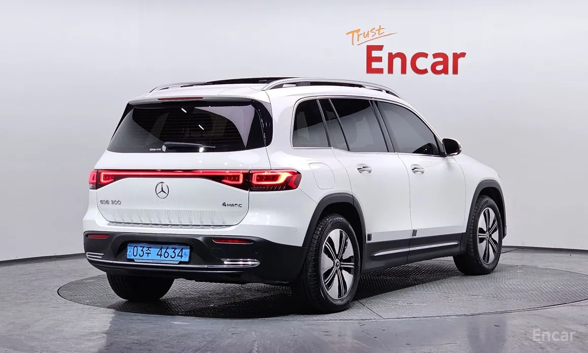 Фото 2 - Mercedes-Benz EQB