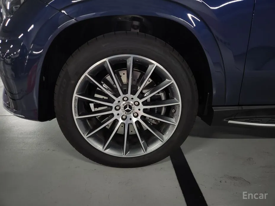 Фото 4 - Mercedes-Benz GLE-Class