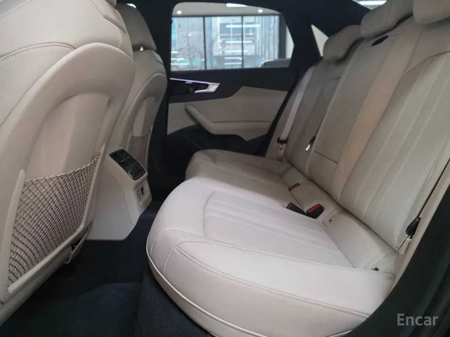 Фото 11 - Audi A4