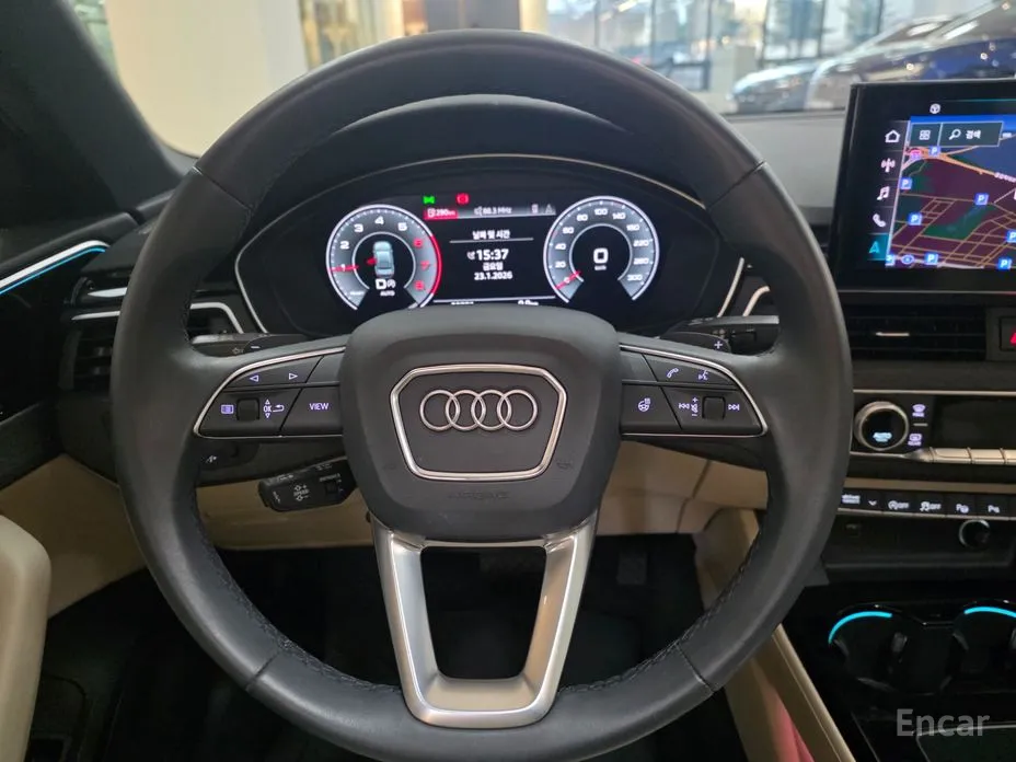 Фото 13 - Audi A4