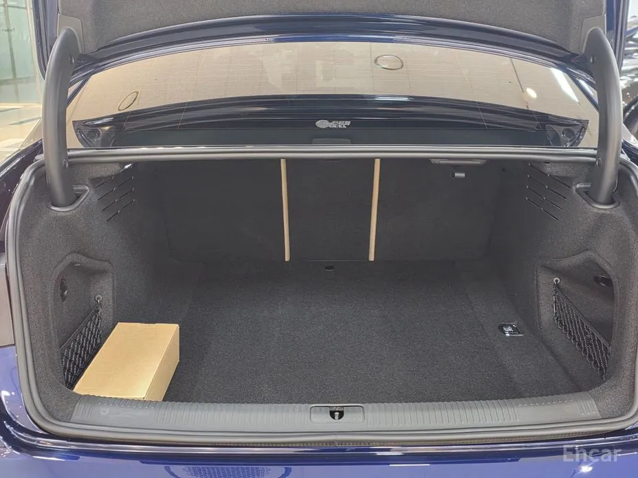 Фото 20 - Audi A4