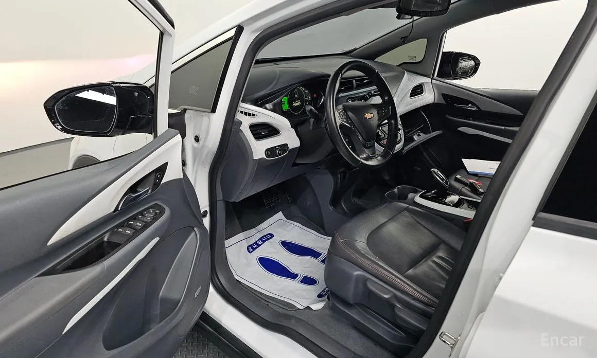 Фото 10 - Chevrolet Bolt EV