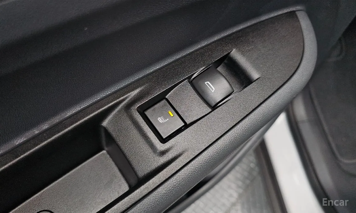 Фото 19 - Chevrolet Bolt EV