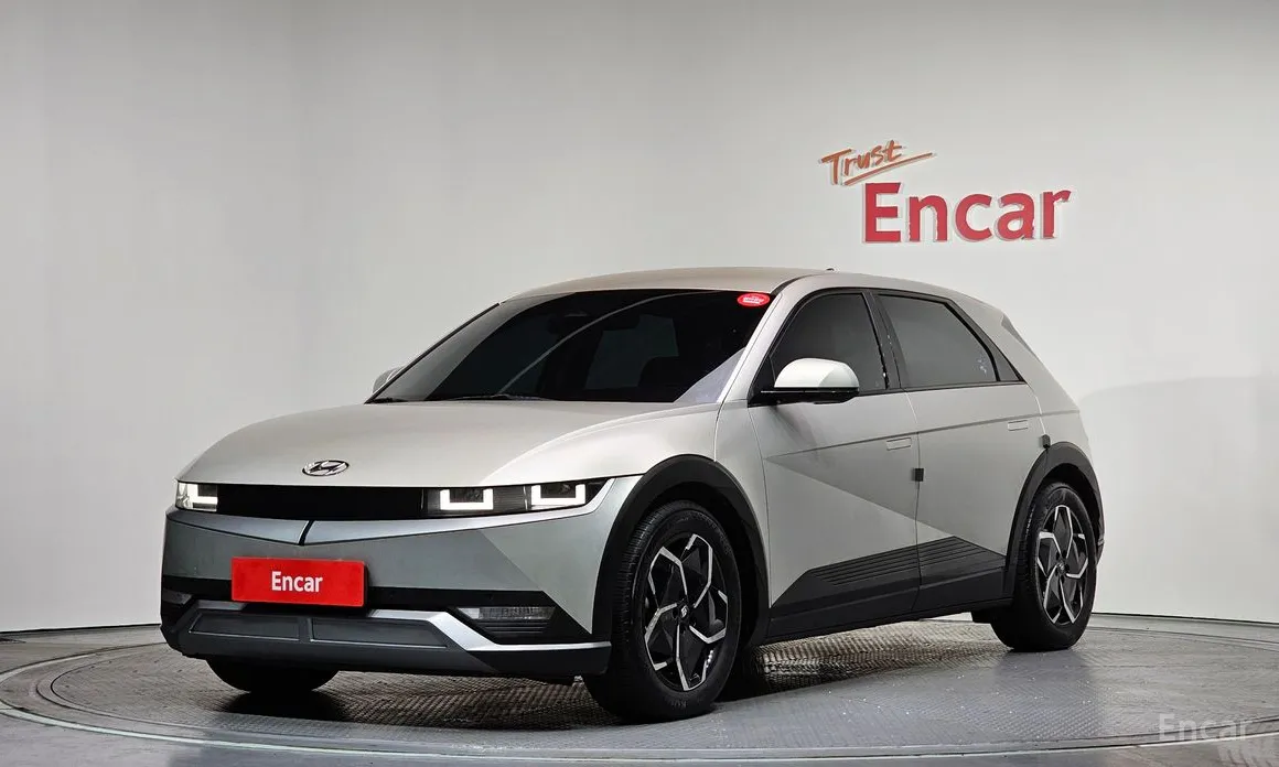 Фото 1 - Hyundai Ioniq 5