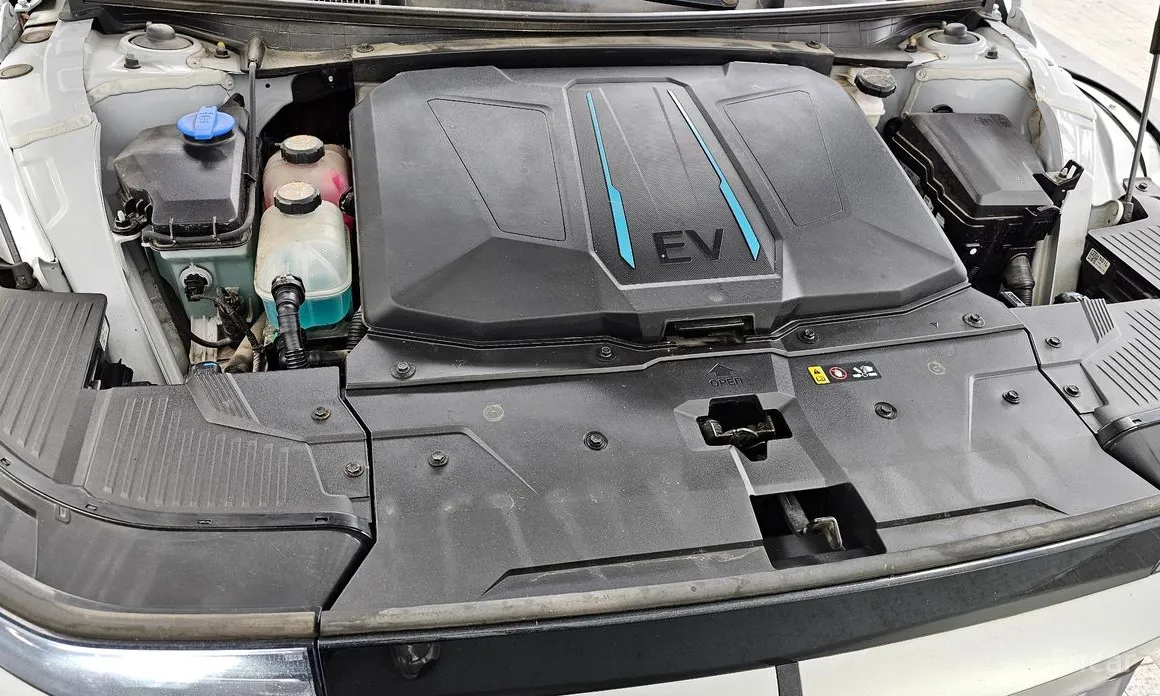 Фото 6 - Hyundai Ioniq 5