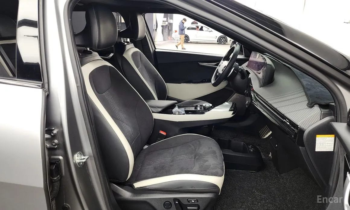 Фото 11 - Kia EV6