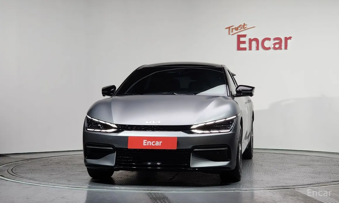 Фото 3 - Kia EV6