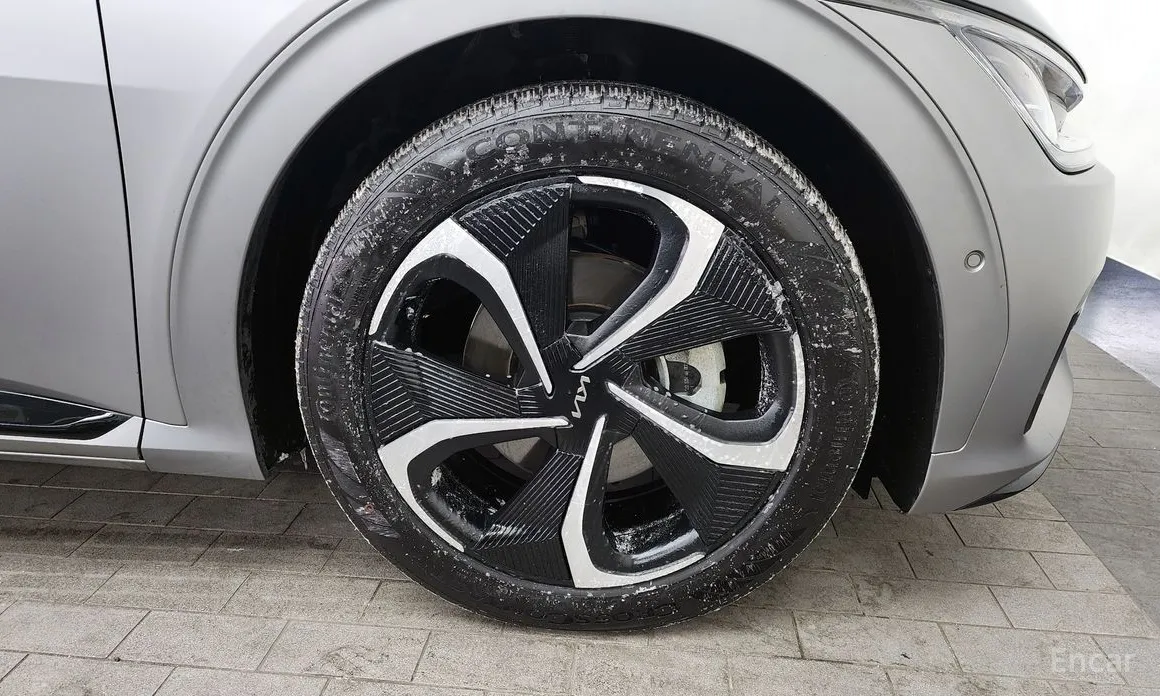 Фото 5 - Kia EV6