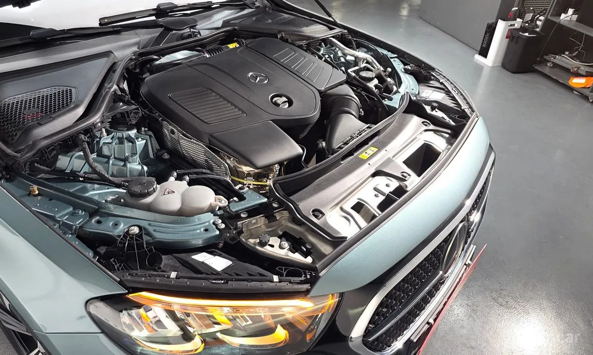 Фото 6 - Mercedes-Benz E-Class