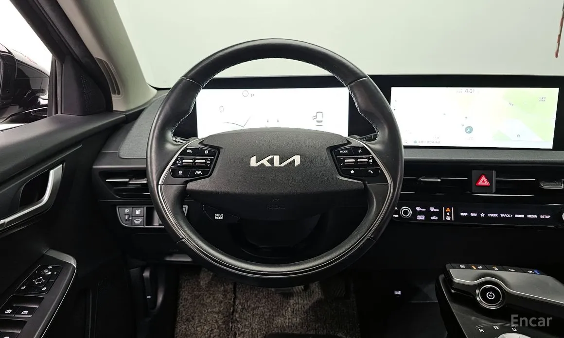 Фото 13 - Kia EV6