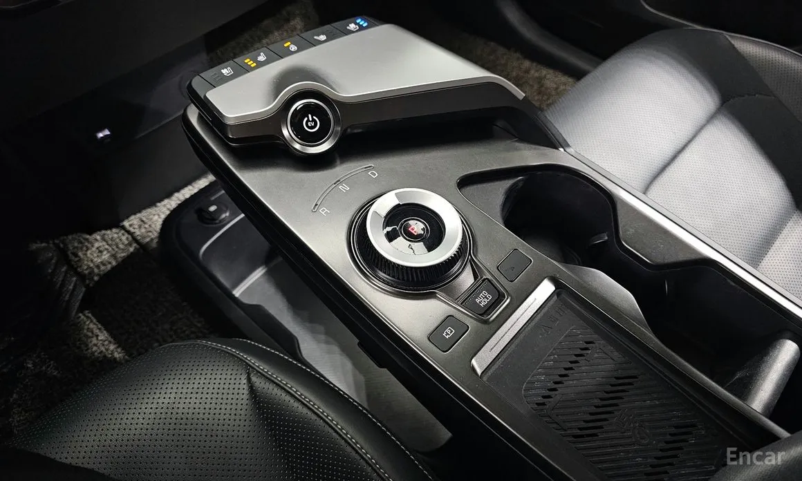 Фото 9 - Kia EV6