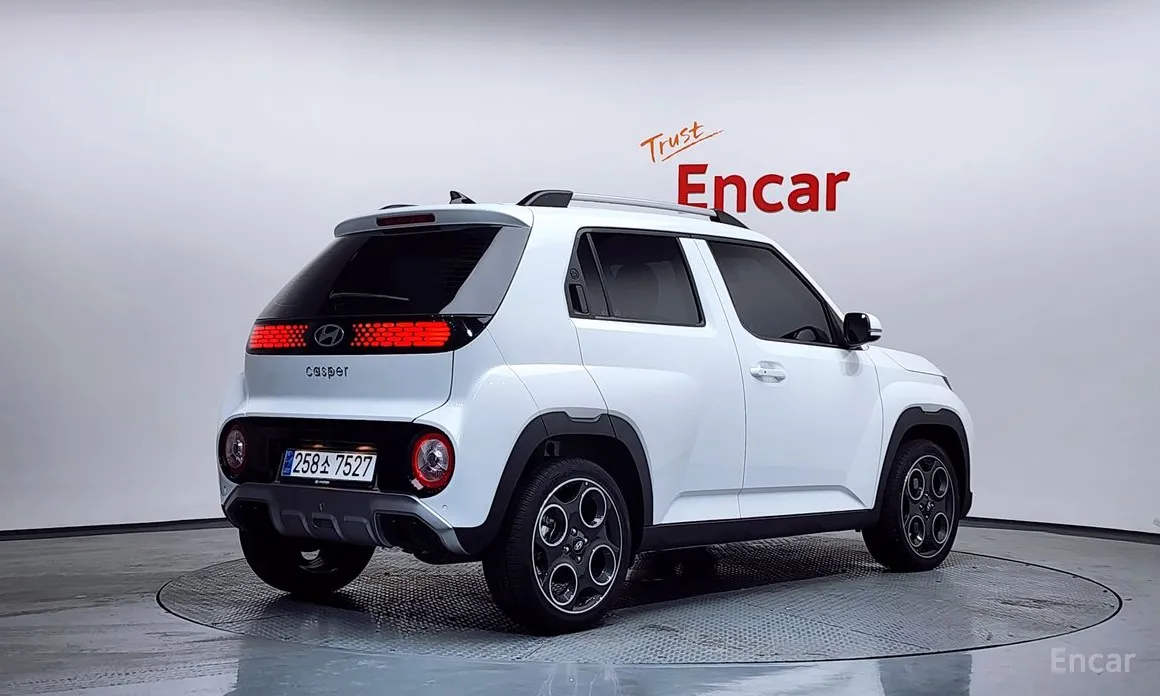 Фото 2 - Hyundai Casper