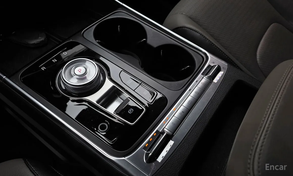 Фото 9 - Kia Carnival