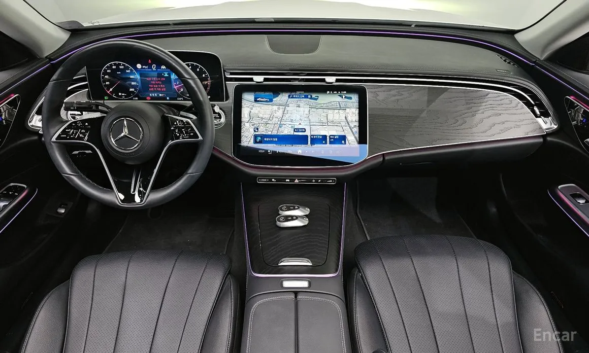 Фото 7 - Mercedes-Benz E-Class