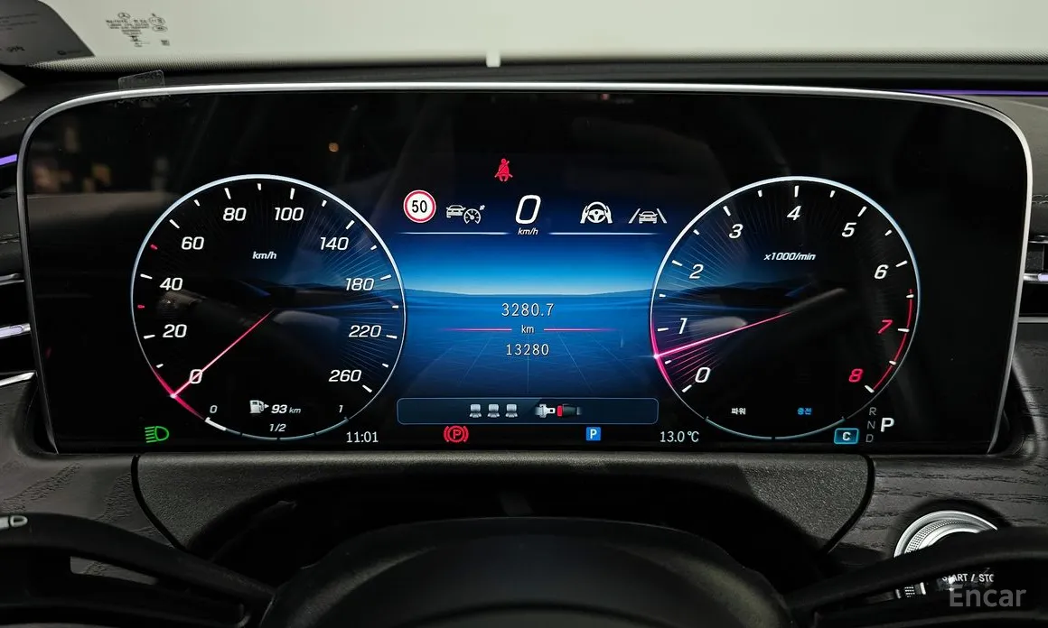 Фото 8 - Mercedes-Benz E-Class