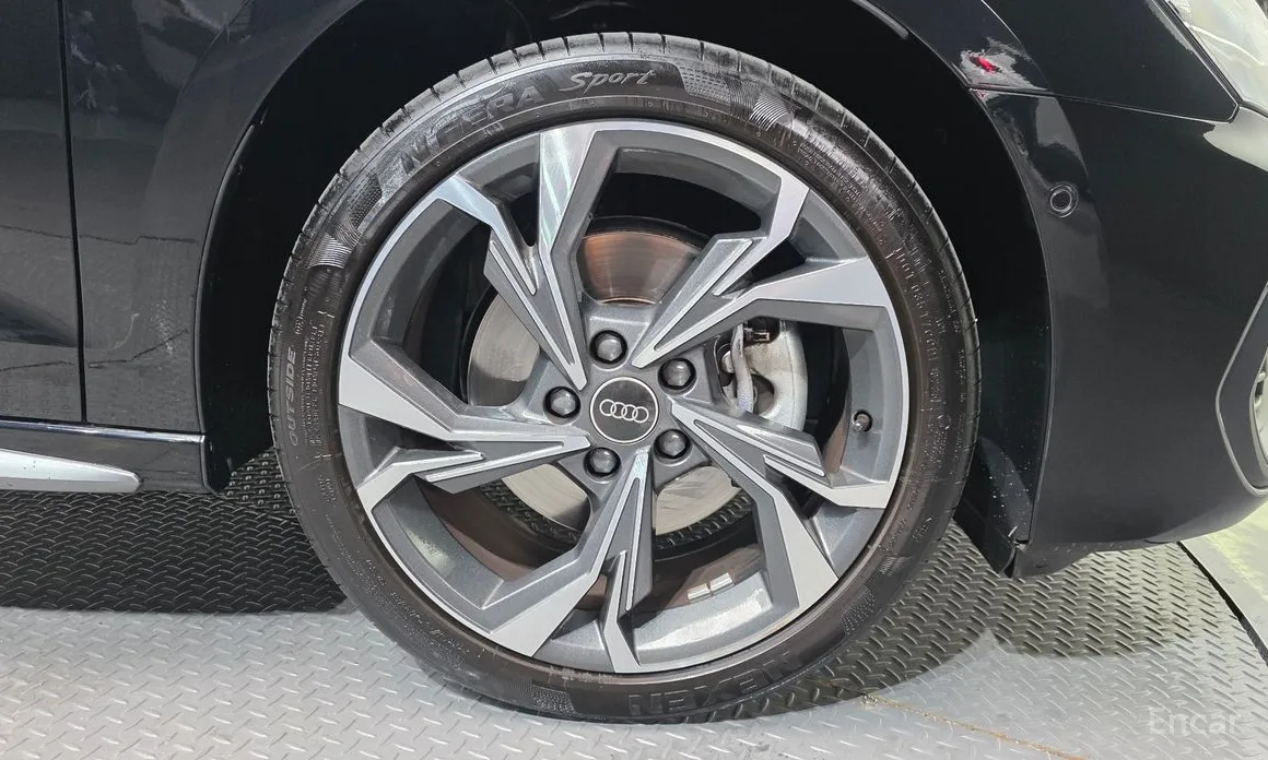 Фото 5 - Audi A3