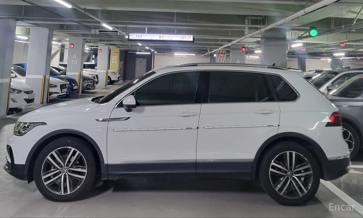 Фото 4 - Volkswagen Tiguan