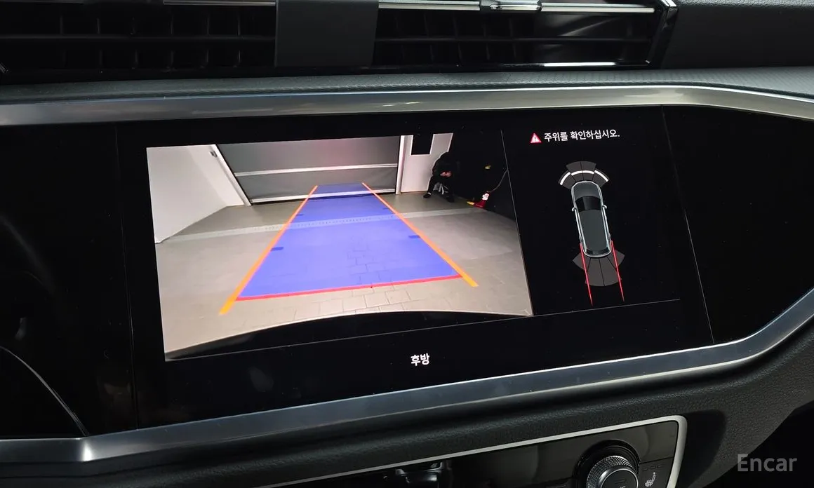 Фото 15 - Audi Q3