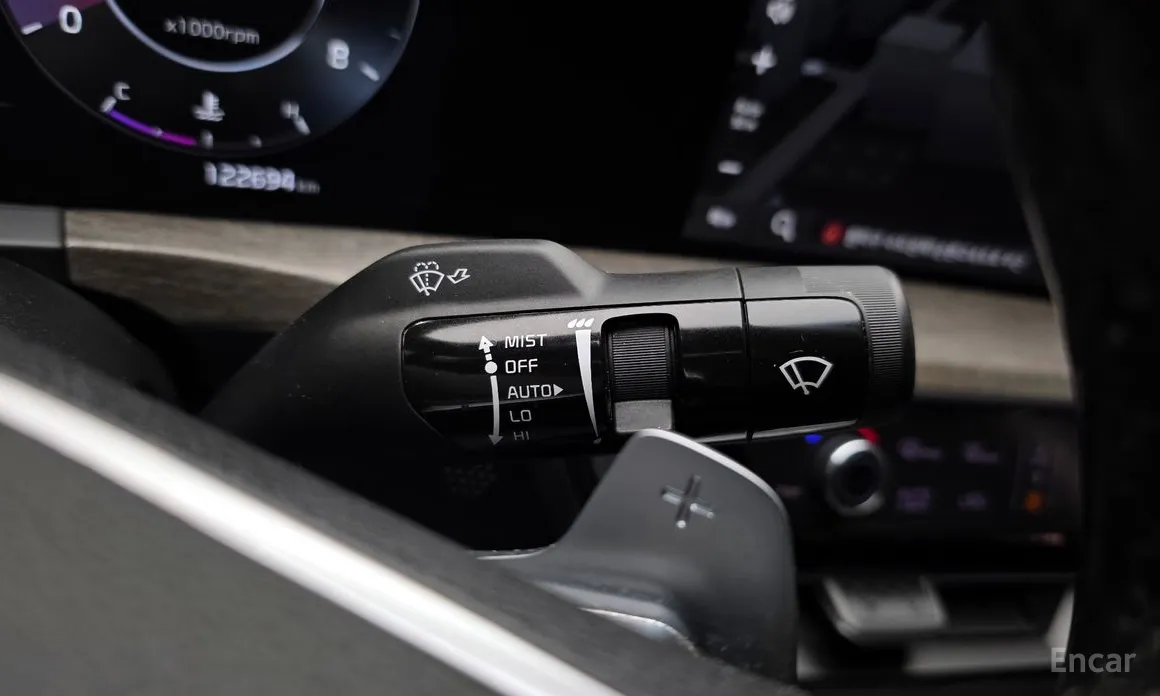 Фото 18 - Kia K8